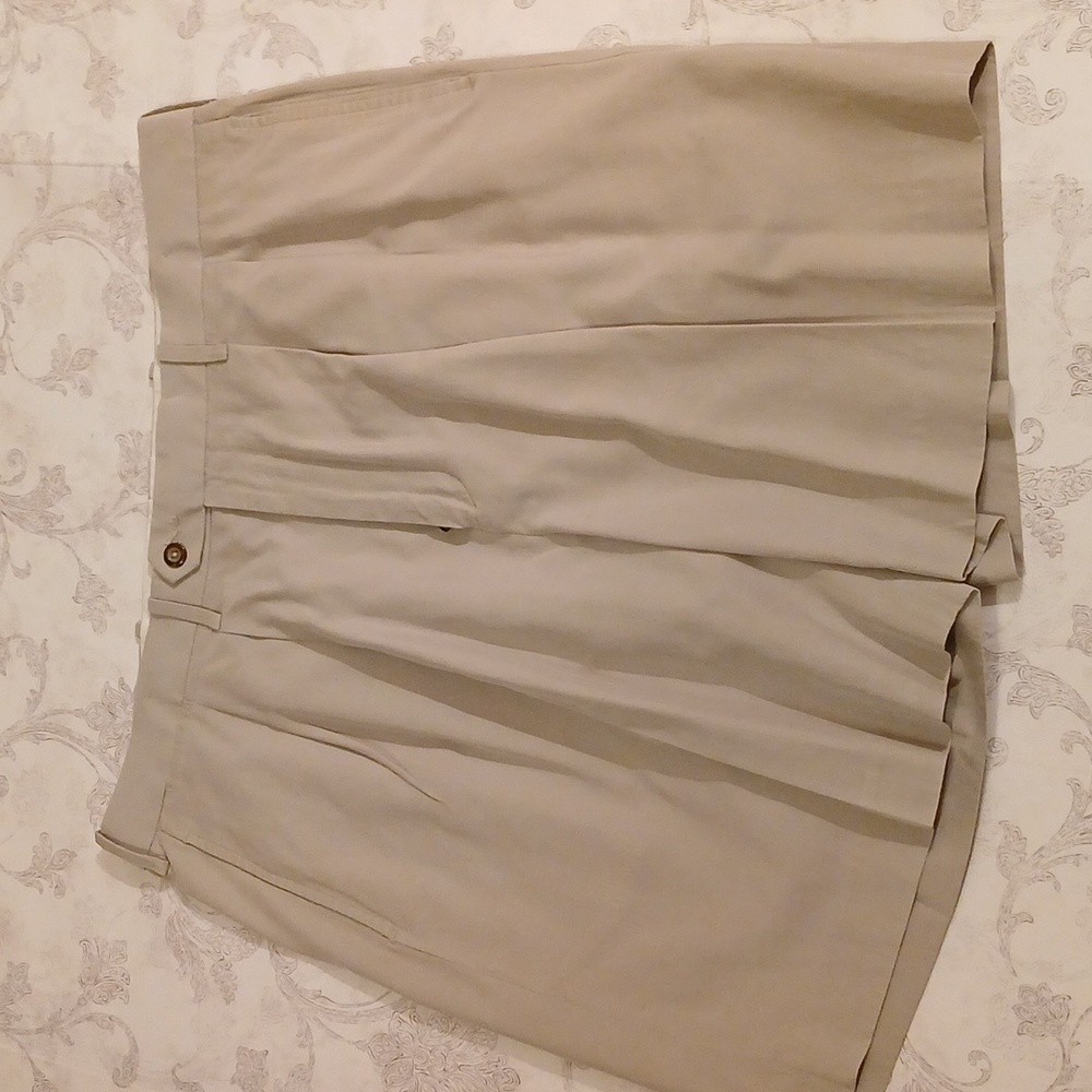 JOEY RODOLFO KHAKI 1879 SHORTS SIZE 36